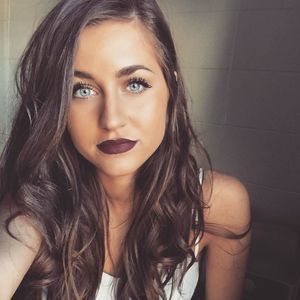 Meet your Posher, Courtney